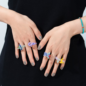 Anillo de Cristal My Little Pony, Anillo de Dibujos Animados, Bonito y Único, Popular entre las Mejores Amigas, Diseño Especial de Zibo para Fotos, Celebridad de Internet - Product Image 1