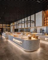 Comptoir de buffet d'hôtel de luxe sur mesure, station de buffet commerciale moderne en marbre, bar de cuisine en direct, mobilier de restaurant, aménagement clé en main
