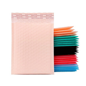 Sacs postaux en plastique biodégradable à prix avantageux, enveloppes matelassées pour usage postal, pochettes à bulles noires personnalisées - Product Image 6