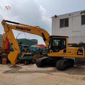 Excavadora Komatsu pc200-8n1 de segunda mano, modelo popular de 2018, de alta calidad, con motor, modelo popular, económica y fácil de usar, en venta. - Product Image 3