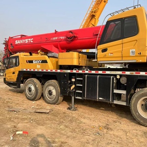 Grúa sobre Camión Sany STC1000T Usada, Capacidad de 100 Toneladas, Motor Weichai, Caja de Cambios, Componentes Principales, Modelo 2020, Altura Máxima de Elevación de 120 m - Product Image 4