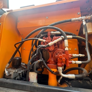 High-quality, Powerful 21-ton Hyundai 210W Used Hydraulic <b>Tire</b> Excavator for Construction Projects - Product Image 5