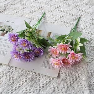 Bouquet de fleurs artificielles, petit bouquet d'Echeveria, fleurs en soie d'exportation, décoration simple pour la maison, décoration douce, chrysanthème queue de phénix - Product Image 3