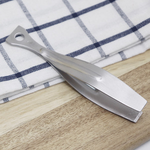 Offre Spéciale pinces de haute qualité en acier inoxydable <span class=keywords><strong>pince</strong></span> à épiler poisson os outil de cuisine poisson os ramasser Clips poisson os dissolvant - Product Image 4