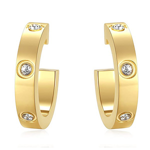 Boucles d'oreilles Huggie 4 mm en acier inoxydable plaqué or, incrustées de strass en forme de U, bijoux de mode - Product Image 2