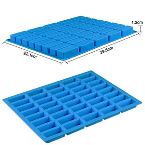 Moldes de Silicona Reutilizables de 40 Cavidades para Chocolate y Dulces, Mini Bandejas para Cubitos de Hielo, Moldes de Silicona para Caramelos, Gelatina y Cubitos de Hielo - Product Image 5