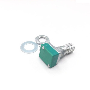 Potentiomètre rotatif simple, double, triple, quadruple RD915N 9 mm pour le contrôle audio, la réglure, l'intensité et la régulation de la vitesse - Product Image 2