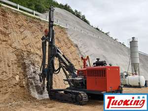 Equipo de perforación DTH KP-5 de alta fuerza de impacto, accionado por diésel, para minería de piedra sobre orugas. - Product Image 4