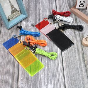 Porte-cartes d'identité en PVC imperméable avec cordon de cou, design minimaliste, plastique transparent pour articles promotionnels de bureau - Product Image 4