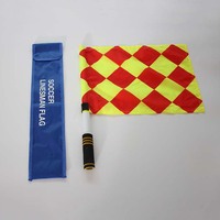 Offres Spéciales 100% Polyester Jouer Match de Sport Football Arbitre de Football Main Drapeau Football Arbitrage Drapeaux Lot de 2 (2-Pack)