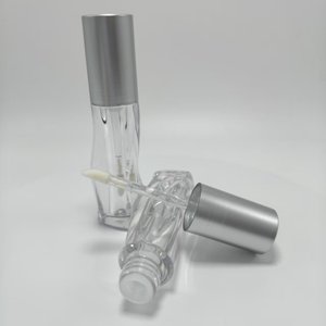 Directo de Fábrica, Botella Curva Transparente de ABS de 3.5ml para Brillo Labial, Tubo Vacío, Se Acepta Logotipo y Color Personalizados - Product Image 4