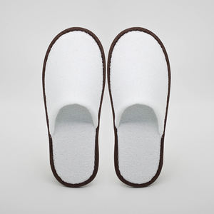 Zapatillas de hotel de 5 estrellas de lujo personalizadas con logotipo personalizado zapatillas desechables suaves antideslizantes para habitación de invitados - Product Image 2