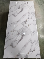 Panneau mural de douche en PVC effet marbre brillant, revêtement UV, pour armoires de cuisine en PVC effet marbre, imperméable