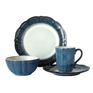 ขายส่งจานชามถ้วยชุดสโตนแวร์นูนสีปฏิกิริยาเคลือบเซรามิกชุดอาหารเย็นทุกวันสีฟ้าและสีขาว