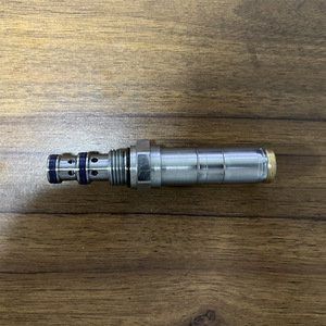 Vanne à bille solénoïde à action directe Argo Hytos Sd2e A3, 2 positions, 3 voies, port 1/4 pouce, pression maximale 315 bars, vanne hydraulique - Product Image 3