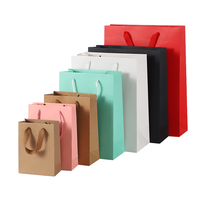 Sac cadeau de luxe avec poignée en ruban, Design personnalisé pour bijoux cosmétiques
