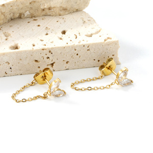 Pendientes de tuerca con cadena de oro y borla de cristal para uso diario - Product Image 1