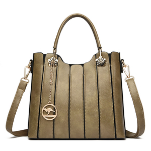 Nouveau sac bandoulière tendance grande capacité en cuir PU souple pour femme, sac à main de luxe de créateur - Product Image 3