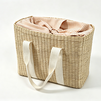 Panier de pique-nique tissé naturel JY avec jacinthe d'eau et paille, design classique fait main