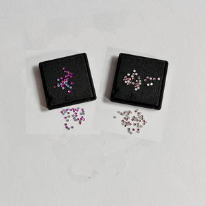 พลอยเทียมทรงกลมขนาด2มม. ทำจากคริสตัลแวววาวไม่มีตะกั่วมีหลายสี - Product Image 3