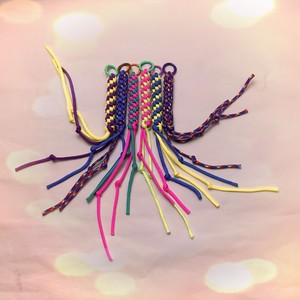 Llaveros de nailon trenzado con anillas de resorte, llaveros de paracord coloridos para actividades promocionales, accesorios duraderos hechos a mano - Product Image 1