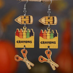 Pendientes de madera Regalo del día del maestro Lápiz Tijeras Pendientes colgantes para mujeres Uionen 1150 - Product Image 1
