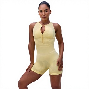 Body ajustado amarillo para mujer, sin mangas, con cuello con abertura, elástico, ropa deportiva, largo por encima de la rodilla, color liso, diseño sin costuras - Product Image 1