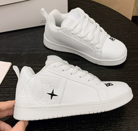 Chaussures de skate basses décontractées style DC noires et blanches pour hommes et femmes, baskets streetwear rétro pour couple, design logo classique