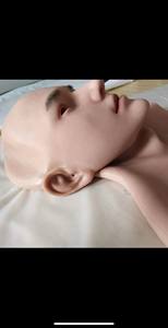 หน้ากากคอสเพลย์เหมือนจริงสำหรับผู้ชาย พร้อมปกปิดลำคอ สำหรับผู้ชายหล่อหรือครอสเดรสเซอร์ - Product Image 2