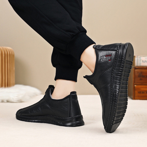 Y 39-46 Nuevas zapatillas de deporte sin cordones versátiles de moda cálida gruesa de invierno para hombres - Product Image 2