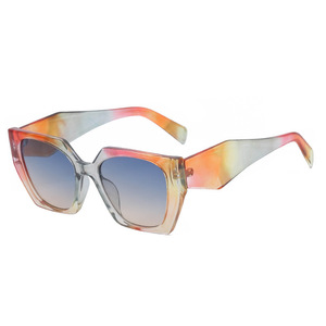 Nouvelles lunettes de soleil œil de chat à la mode pour femmes, monture blanche, matériau PC, protection UV400, classe 2, DG2246 - Product Image 4
