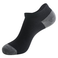 Beaucoup de chaussettes en tricot de couleur Chaussettes basses pour hommes