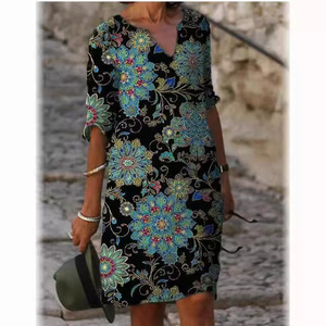 Vestido Holgado con Cuello en V y Estampado Floral, para Primavera y Otoño, Talla Grande, Estilo Profesional - Product Image 2