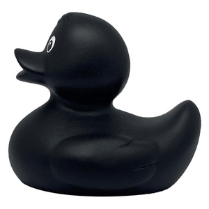 Nhà sản xuất quảng cáo biểu tượng tùy chỉnh Ducky tắm đồ chơi 5cm các loại màu xanh duckie <span class=keywords><strong>Float</strong></span> kêu cót két cao su màu đen vịt badeente - Product Image 5