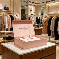 Boîte cadeau magnétique pliable personnalisée rose, emballage cadeau magnétique pour vêtements, produits électroniques et présentation de marques cosmétiques