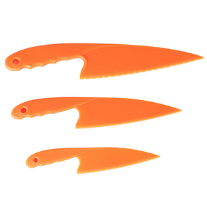Juego de Cuchillos para Frutas para Niños con Cuchillos para Pastel, Postre y Pan - 3 Piezas, Cuchillos de Plástico Seguros para Hornear y Cocinar, Cuchillo para Lechuga y Pastel - Product Image 5