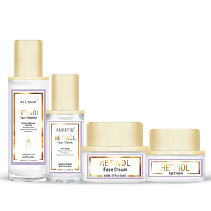 Logo personnalisé Rétinol Produits de Soins de la Peau Anti-âge Raffermissant Rides Nettoyant Visage Sérum Crème Visage Crème Yeux Ensemble de Soins de la Peau - Product Image 1