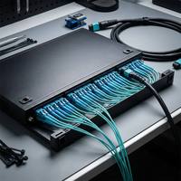 Panel Patch Fiber Optik MPO MTP Quad LC 1U 144 Core High Density Grosir dengan Kaset Breakout 12 LC 10Gb untuk Pusat Data
