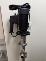 Pompe à fût verticale électrique portable 220 V pour le transfert de liquides chimiques avec jauge de dosage numérique, ensemble tout-en-un