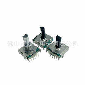 Interrupteur rotatif à bande multi-positions vertical Rs17 à 10 broches, 16 mm, indice de protection IP31, 250 V - Product Image 1
