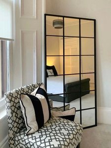 Scandinavische geruite decoratieve spiegel, milieuvriendelijk, handgemaakt metalen frame, spiegel in volle lengte voor vloer/wand, voor een modern huis - Product Image 3
