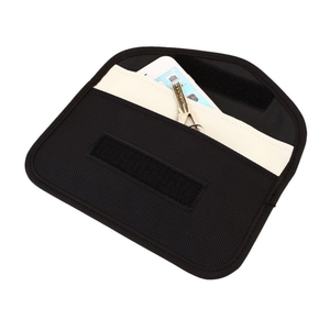 Étui Bloqueur de Signal pour <span class=keywords><strong>Clé</strong></span> de Voiture Personnalisé, Sac Faraday pour <span class=keywords><strong>Clé</strong></span> de Voiture et Téléphone Portable, Blocage des Signaux WIFI/GSM/LTE/NFC/RFID 3G <span class=keywords><strong>4G</strong></span> 5G - Product Image 4