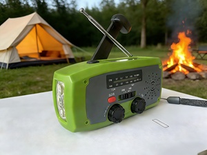 <span class=keywords><strong>Radio</strong></span> solaire manuelle avec lampe de poche 2000mAh, alarme SOS pour situations d'urgence en extérieur et camping - Product Image 1
