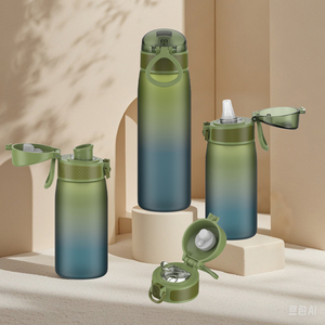 New Arrival 420ml Tritan Eco-friendly Drinkware Portable Sport Water Bottle Bpa-free One-touch Lid For Climbing Outdoor - Product Image 3