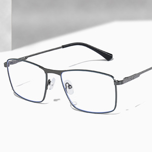 Monturas de gafas Premium para hombres Bluelight Classic Deep Grey Stainless Square Spring Bisagra 2025 Optical - Product Image 4