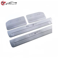 FUXINGTAI Compatible avec Mitsubishi Pajero V97 V93 07-18, pédale de bienvenue LED avec barre de seuil lumineuse