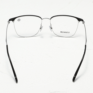 Monturas de Gafas Rectangulares de Titanio con Aro Completo, Unisex, Ligeras, Diseño de Color Sólido para Adultos, Corrección de Visión - Product Image 5