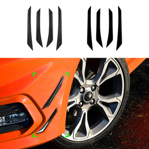 ฟอร์ด เฟียสต้า MK8 ST Line 2017-2020 สติ๊กเกอร์กันชนหน้าลายคาร์บอนไฟเบอร์แบบมีกาวติดรถยนต์ - Product Image 1