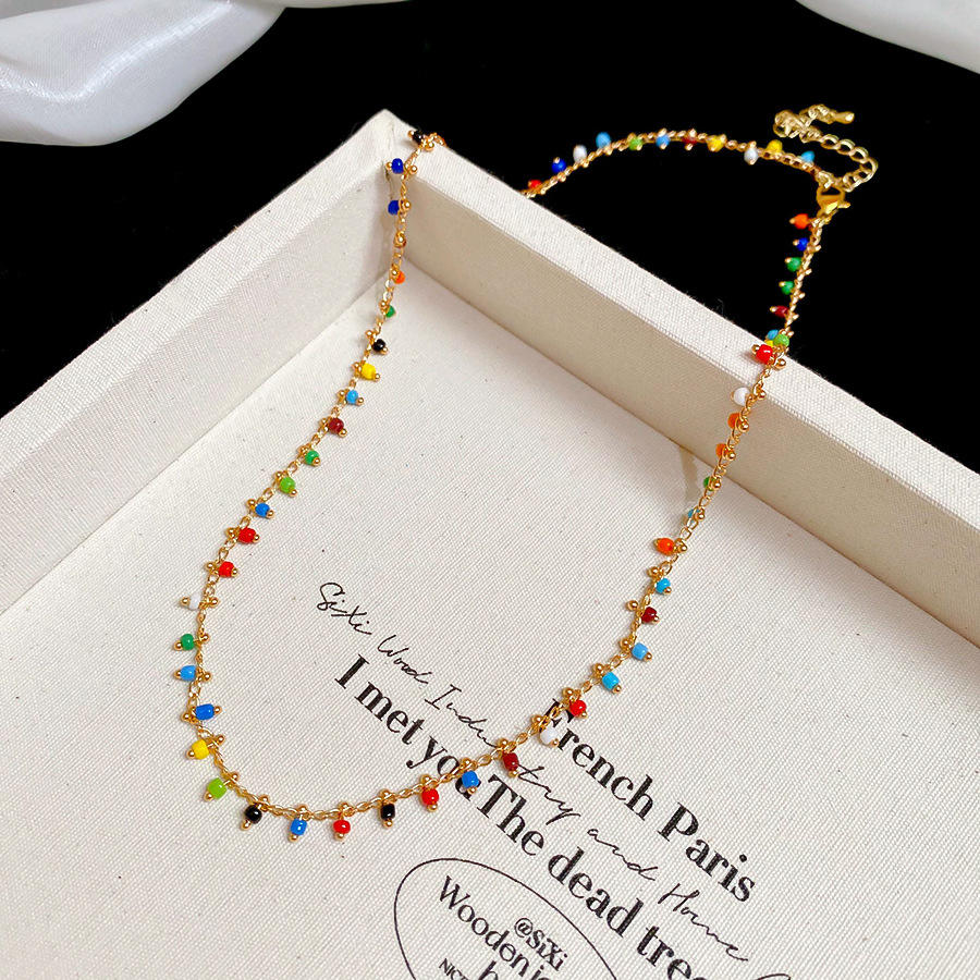 มีสีสัน