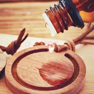 Difusor de aroma de madera con forma personalizada, difusor de caña para ayuda para dormir, difusor de madera de aceite esencial colgante
